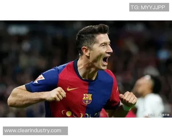 半场2-0领先！巴萨莱万闪耀首发，西班牙德比火爆开启